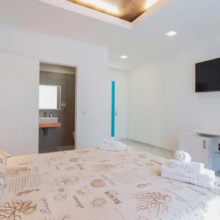 Petrarca Venti - Eja Sardinia Konukevi 3*
